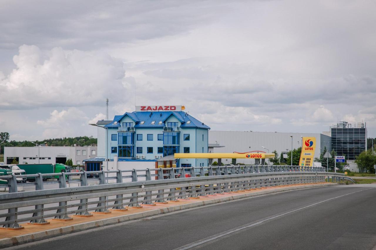 Zajazd Blue Modla Krolewska Экстерьер фото